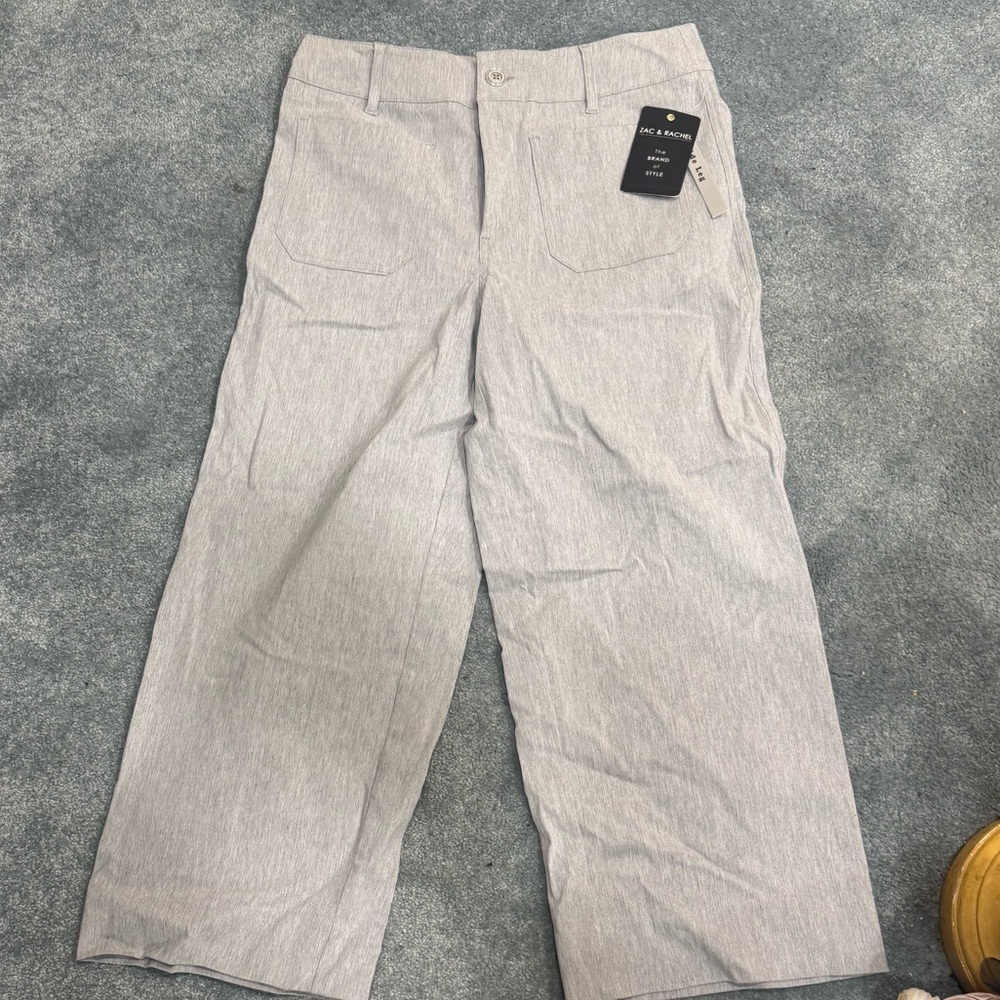 Zac & Rachel brand light-colored, linen-blend wide-leg cropped trousers size 10
